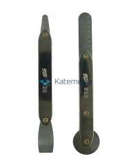 Set of ultra-thin openers for removing the LCD