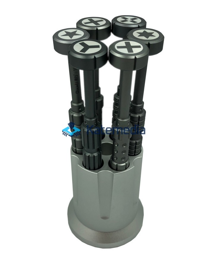 Rotating screwdriver holder