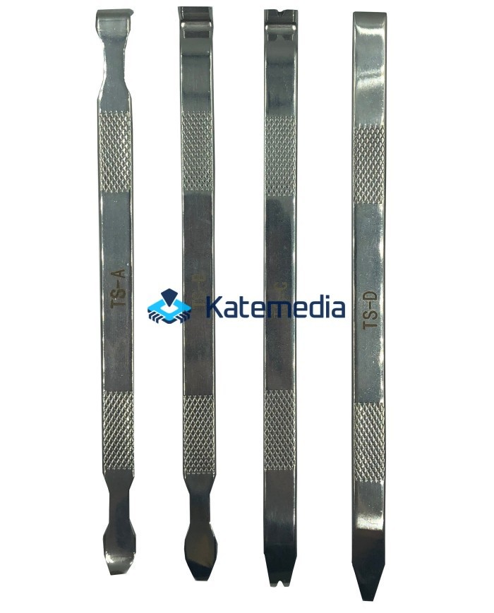 Metal pry openers for the rear glass